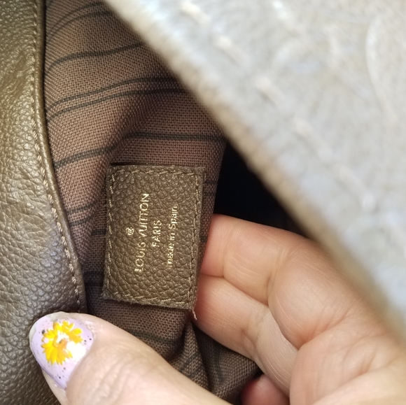 Louis Vuitton empreinte large artsy bag - Picture 8 of 16